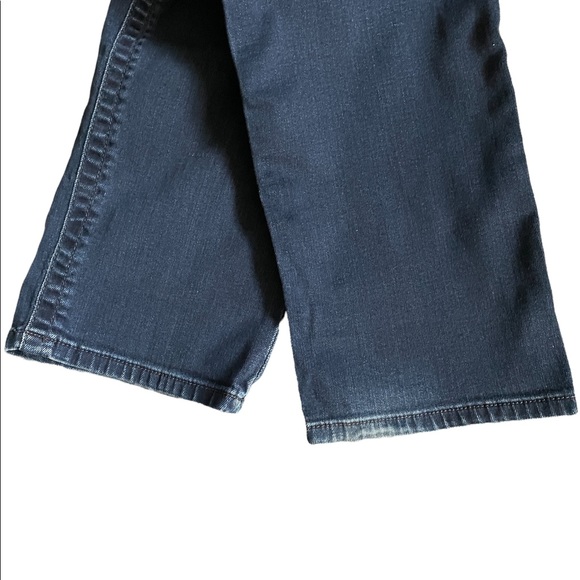 Kut from the Kloth jeans - Picture 5 of 11